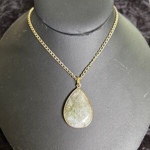 Beautiful handmade Labradorite teardrop necklace